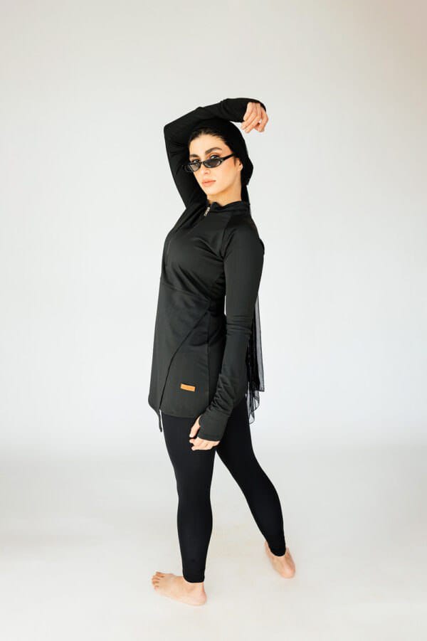 بدلة سباحة محتشمة بتصميم أنيق ومريح